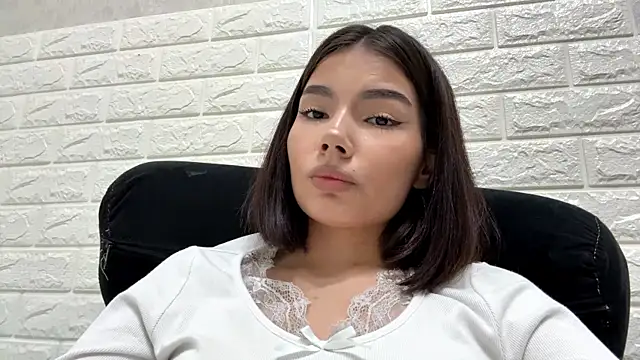 MarylnMonnier's Live XXX Chat