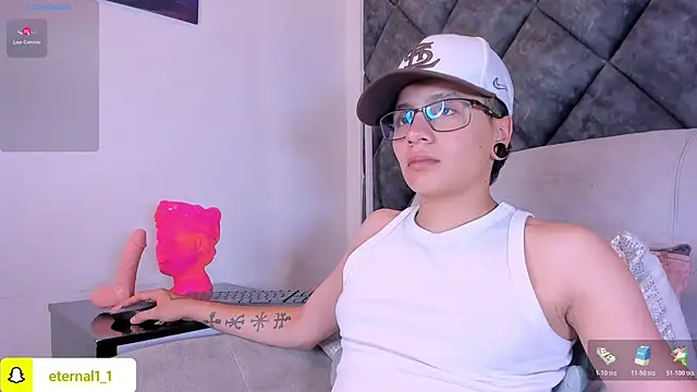_Eternal_ – Naživo XXX chat