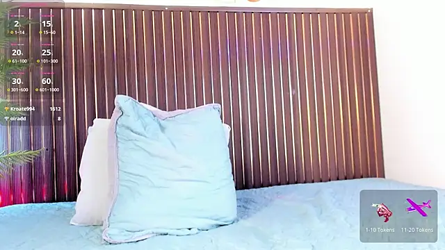 mia_pineda's Live XXX Chat
