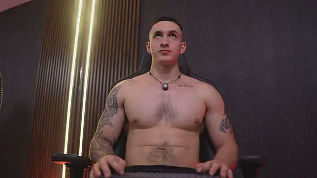 JacksonOlsenn Live XXX-chat