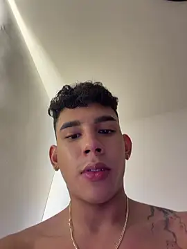 andy_cute22 Live XXX Chat