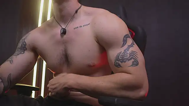 JacksonOlsenn Live XXX-Chat