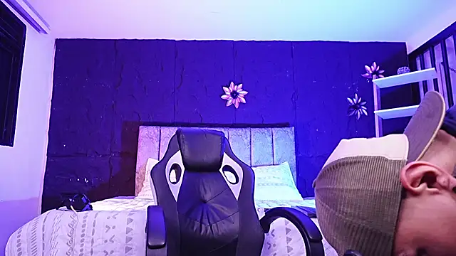 Chat XXX en directo de LiamDeep