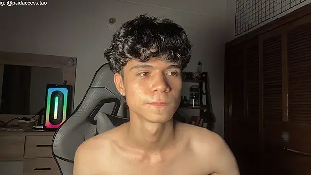 OopsAgain_ Live XXX-Chat