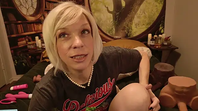 Tessa_Rae Chat XXX in diretta
