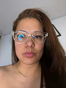 แชท XXX สดของ Pretty__Milf