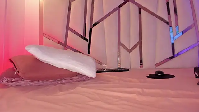 hot_booty_ élő XXX-chatje