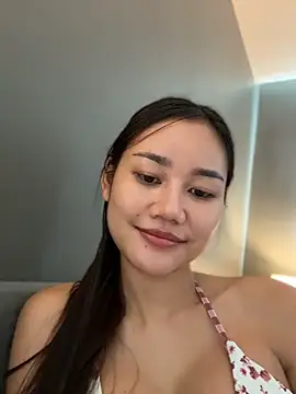 SweetThaiGirlfriend 现场XXX聊天