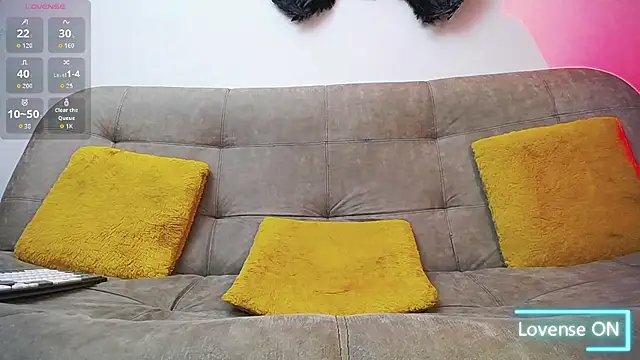 Noha-Wolf Live XXX-chat