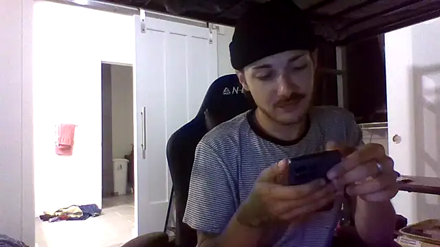 Czat XXX na żywo – Jbenz420