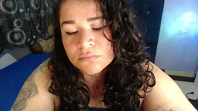 XXX chat uživo modela ANGELIQUE_KLANE