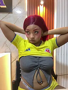 Chat XXX en directo de Kloe_rousse01