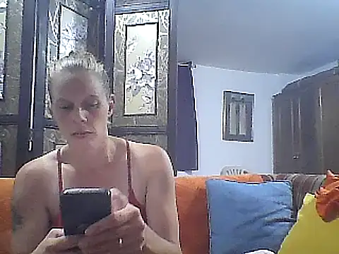 Chat XXX ao vivo de WildScorpio86