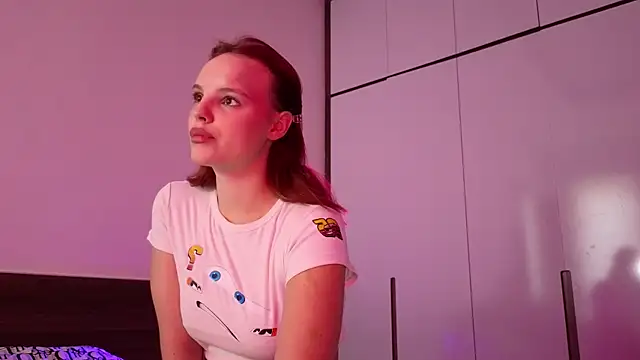 XXX chat uživo modela mollybossy