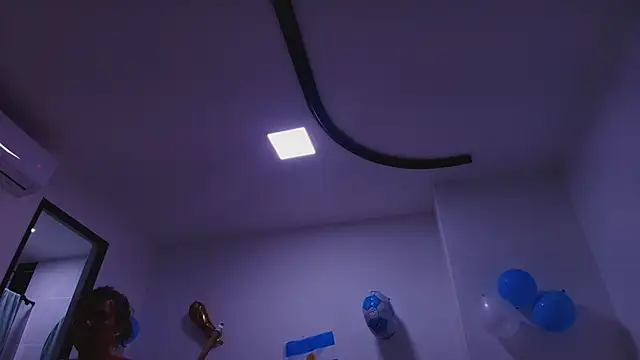Živý XXX chat timkerbell_