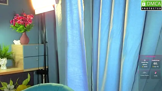 lu_muon's Live XXX Chat