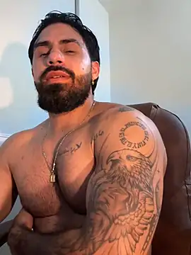 Ryan_Black3 Adlı Modelin Canlı XXX Sohbeti