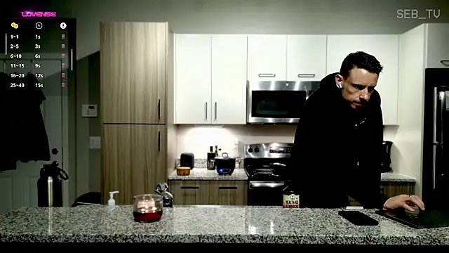 seb_tv élő XXX-chatje
