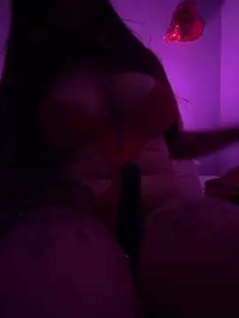 Toxicaxxxx – Live XXX-chat