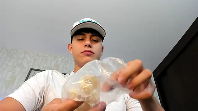 Chat XXX en directo de Lander_Cruz