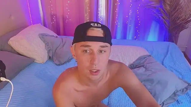 e1v1s Live XXX Chat