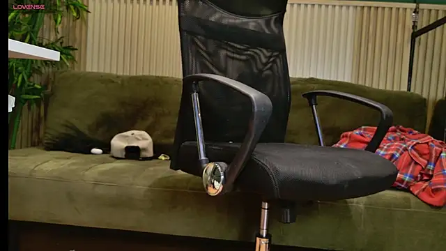 XXX chat uživo modela GodHades