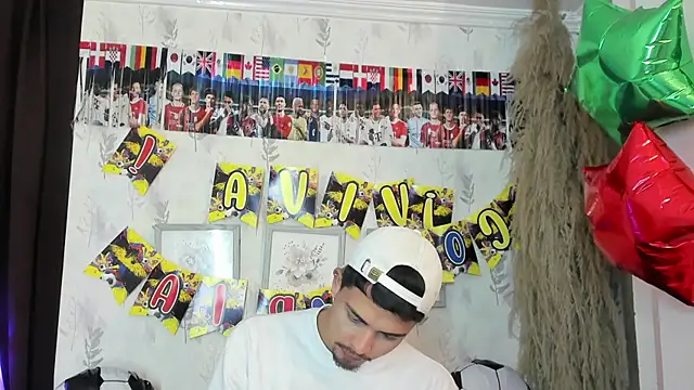 willy_diamondn Live XXX chat