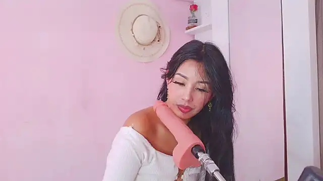Živý XXX chat Miss_Charlottet