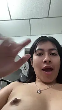 Živý XXX chat katty_lovelyy