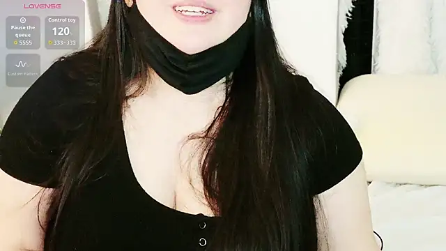 Kara-Nuna's Live XXX Chat