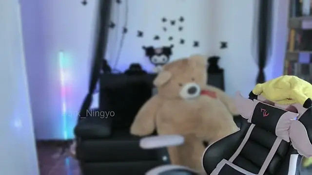 Dark_ningyo1's Live XXX Chat
