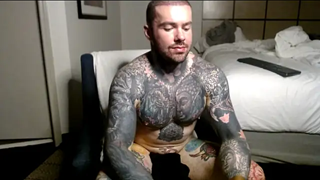 Chat XXX ao vivo de nathaniel_13