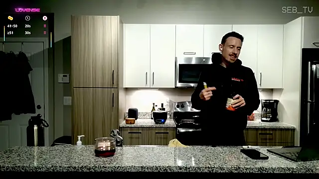 Онлайн чат XXX seb_tv