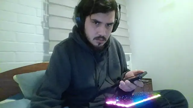 hung_weeb: απευθείας συνομιλία ΧΧΧ