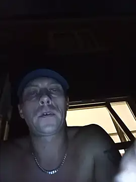 Živý XXX chat BigTla90