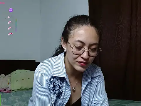 Amitlu_'s Live XXX Chat