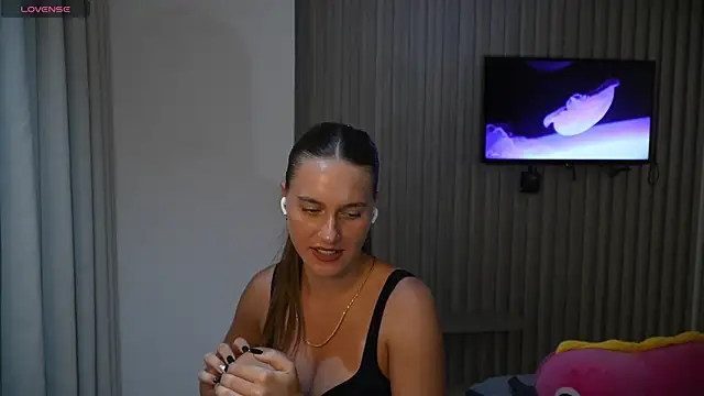 دردشة HarleyDeess الجنسية المباشرة