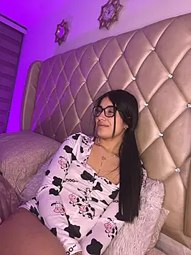 Lucy_engel's Live XXX Chat