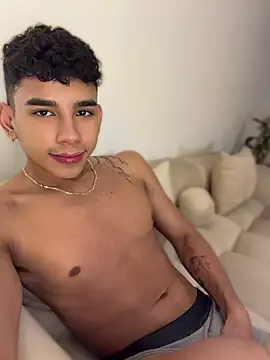 andy_cute22: απευθείας συνομιλία ΧΧΧ