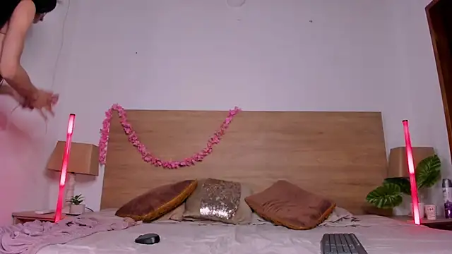 Živý XXX chat LaraRous