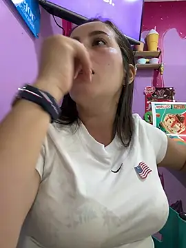 XXX chat uživo modela Rousse92