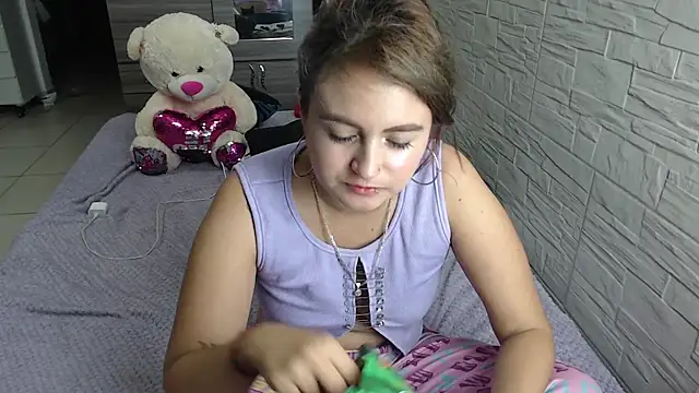 Živý XXX chat EmilyCoy_