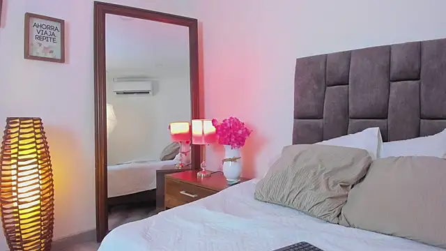 دردشة HecateMoon الجنسية المباشرة
