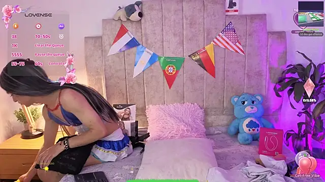 Chatroom XXX en direct de Emilly-hall