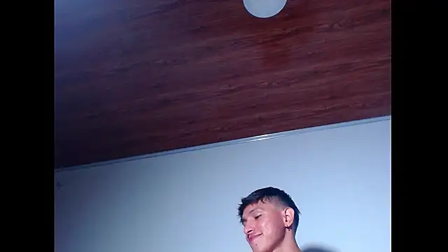 rowanbig – Naživo XXX chat