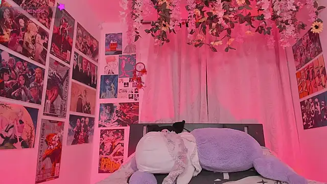 MissCurvyTop Live XXX Chat