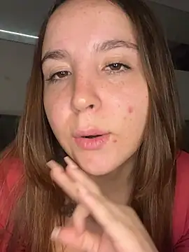 AMORINHA_S2_ Adlı Modelin Canlı XXX Sohbeti