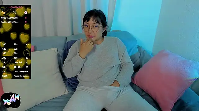 XXX chat uživo modela ella_harry