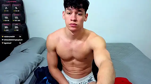 Chat XXX ao vivo de Luke_Muscle