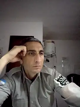 Alejandro83bsf – Naživo XXX chat